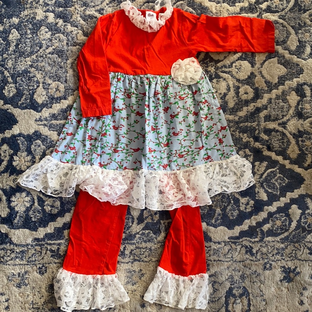 Ann Loren Christmas matching set